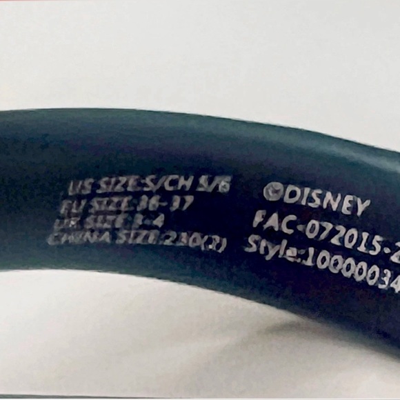 Disney Parks MINNIE MOUSE Flip Flops in Polkadots Women’s Adult Size 5-6 NWT - Picture 6 of 6